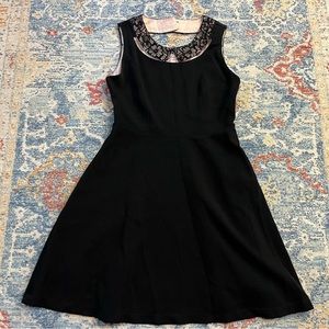 Mod dress, cut out collar, vintage